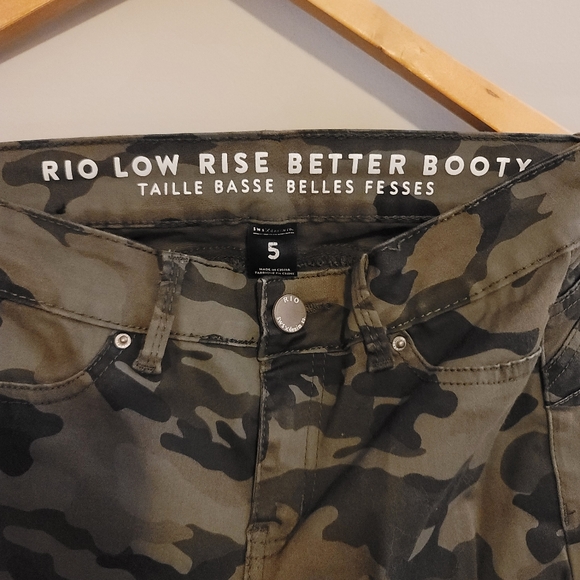 Camo pants - Picture 3 of 4